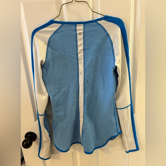 Lululemon sweater - Picture 2 of 3